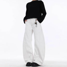 Cleanfit Vintage White Scimitar-silhouette Jean